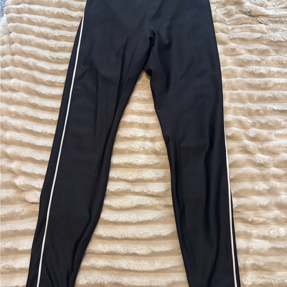 ALO Yoga Bundle - Picture 3 of 16